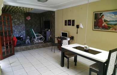 Imagem 3: CASA MAGNIFICA COM 5 SUÍTES E COBERTURA!!