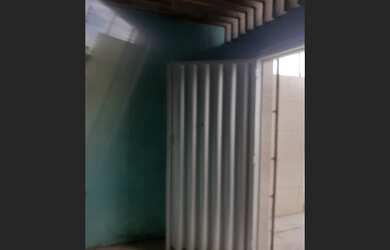 Imagem 3: Casa em Rua púbica no bairro de Messejana