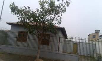 Imagem: Casa no bairro Planalto, Capelinha MG