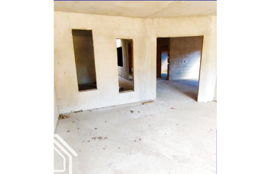 Imagem 3: VENDO CASA ENORME EM FASE DE ACABAMENTO NO BAIRRO CASTELO!