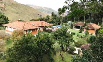 Imagem: Casa com 6 Quartos à venda - Pedro do Rio