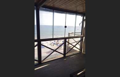 Imagem 2: Casa em Itapuã frente mar e com total vista mar