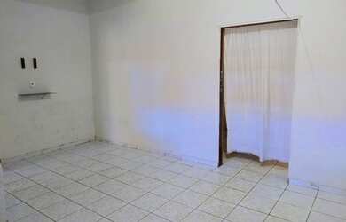 Imagem 4: Vendo casa na Forene por 100 mil, 3 quartos, 2 salas, 2 banheiros, garagem, quintal