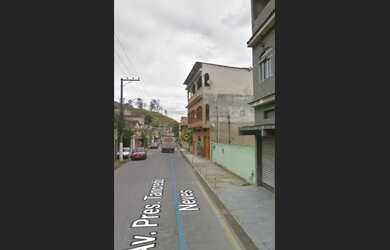 Imagem 4: Casa principal de 3 andares, 1 Loja e 5 casas nós fundos toda documentada 21 975418932