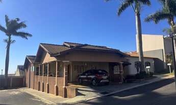 Imagem: VENDE-SE CASA NO CONDOMÍNIO VIA VENETO