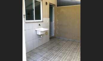 Imagem 7: Apartamento térreo com espaço amplo