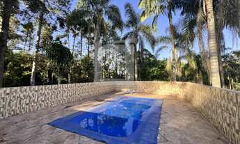 Imagem 2: Chácara à Venda em Juquitiba SP com 14.773 m2, casas, piscina e belo rio!