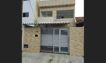 Imagem: CASA COM DÓIS ANDARES A VENDA EM JAGUARIBE