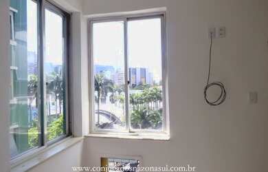 Imagem 2: Centro - Mem de Sá - Conjugado Reformado 30m2 - 7º Andar/Vista Arcos da Lapa