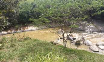 Imagem 7: Sitio de 9 há em Passa Tempo MG com cachoeira
