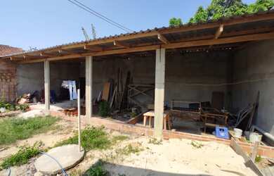 Imagem 6: 1° Casa pronta. 2° Casa pré-Pronta. 240m². Segurança de ponta a ponta