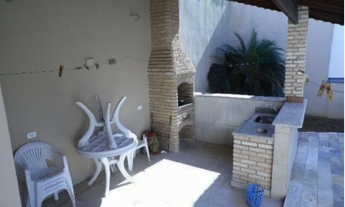 Imagem 5: Casa 03 Dormitorios, Com Piscina 250 Metros Do Mar!