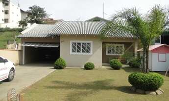 Imagem 1: Linda Casa Bairro Centenário próximo a Avenida Dos Imigrantes São Bento do Sul