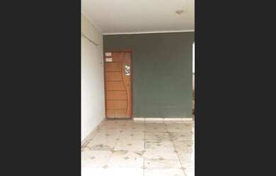 Imagem 5: Curitiba casa troco por carro casa 65 metros 2 quartos na cidade de Pérola no Paraná