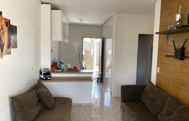 Imagem 6: Casa com amplo terreno na entrada da cidade