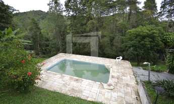 Imagem 2: Chácara à Venda em Juquitiba SP com 5.265 m2, casa, piscina e casa caseiro!