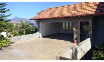 Imagem 3: Casa com 05 dormitórios a venda em Itaipava/Petrópolis/RJ