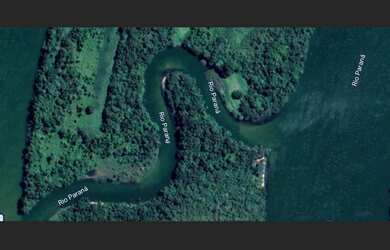 Imagem 2: ILHA SITUADA NO RIO PARANÁ