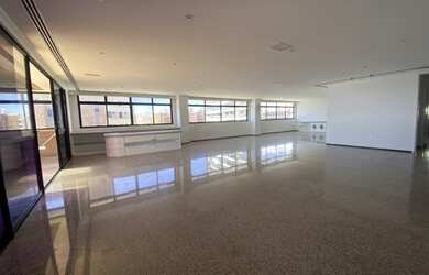 Imagem 3: Edifício Sonthofen, apartamento cobertura duplex com vista para o mar