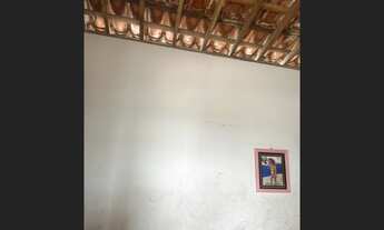 Imagem 5: Casa Residencial em Rua Pública