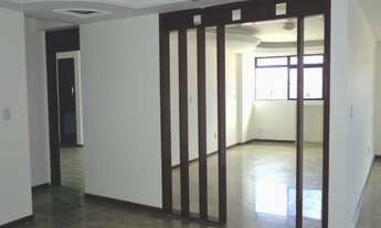 Imagem 4: Apartamento com vista para o mar, armários e piscina