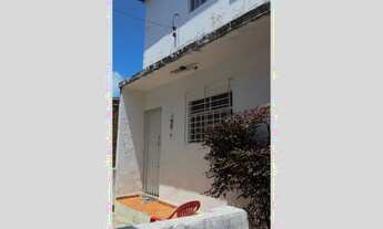 Imagem: Vendo casa duplex c/03 qtos, na avenida