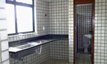 Imagem 7: Apartamento com vista para o mar, armários e piscina