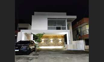 Imagem 3: Venda- Belíssima Casa Duplex / Fino Acabamento no Condomínio Renaissance