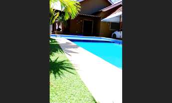 Imagem 5: Casa com ampla piscina em Lucena