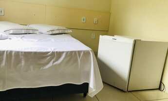 Imagem 3: Quarto Hotel, cama de casal com ar e frigobar