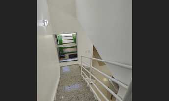 Imagem 7: Casa Duplex em condomínio, zona leste, 3 suítes, cozinha com armário florense