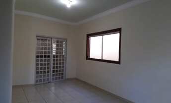 Imagem 4: Aluga uma casa no centro de Ituiutaba