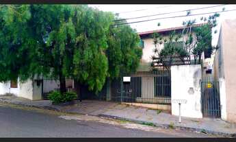 Imagem: Sobrado 3 edículas central