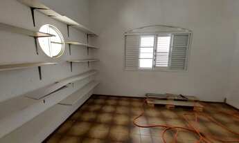 Imagem 2: Casa no Centro com ponto comercial !! ÓTIMA OPORTUNIDADE !!