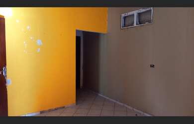 Imagem 2: Casa aragoiania Casa com 3 dormitórios