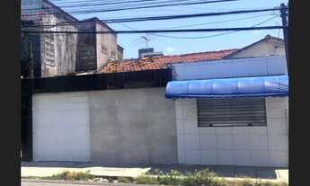 Imagem: Casa com ponto comercial em Bairro Novo
