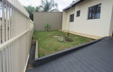 Imagem 4: Alugo minha linda casa centro com cozinh planejada em Rolandia -Pr