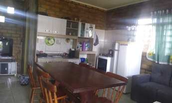 Imagem 6: Ótima casa praticamente beira lagoa