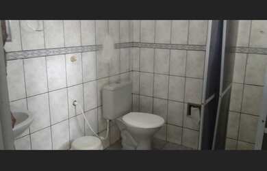 Imagem 6: Salão e casa a venda