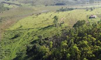 Imagem 4: Fazenda de 27 há em Oliveira MG
