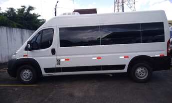 Imagem: Van ducato 2019 top de linha por 135 mil