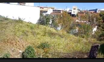 Imagem: Lindo terreno próximo a canção nova