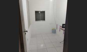 Imagem 3: Casa com 3 quartos, 189 m², à venda por R$ 270.000