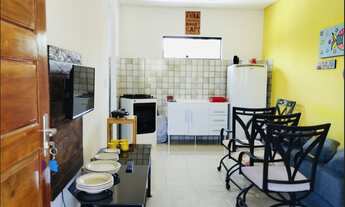 Imagem: Casa com 2 flats no primeiro andar em