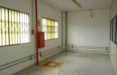 Imagem 2: Galpão para alugar em Manaus, comercial e industrial, 1.700m² de área construída