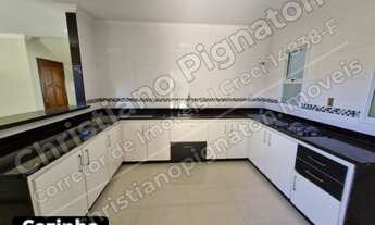 Imagem 6: Seu Novo Lar de Frente para o Mar