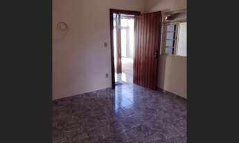 Imagem 6: VENDO CASA NO JARDIM ARIZONA 3 QUARTOS SENDO UMA SUITE, ÓTIMA LOCALIZAÇÃO NO BAIRRO