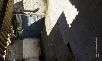 Imagem 2: Casa atrás dos guardas rodoviários