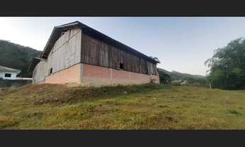 Imagem 6: Linda casas e galpao