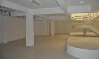 Imagem 4: Alugo excelente prédio no comércio de 2.500m², 4 andares com elevador